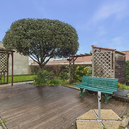 200 M De La Mer, Maison Pour 7 Avec Jardin Tatil Evi