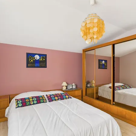 בית נופש 200 M De La Mer, Maison Pour 7 Avec Jardin *